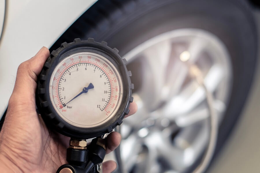 How do I know what tyre pressure to use in my car? cover image