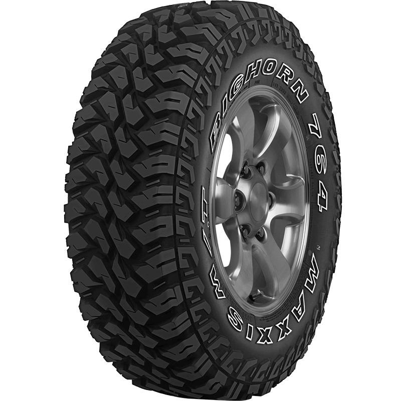 Maxxis MT764 tyre